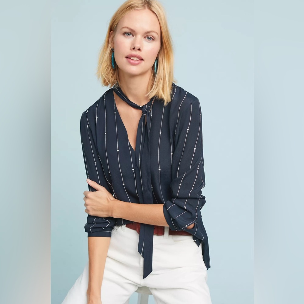 EUC ✨Rails M / 6 Rhea Navy Striped Stars Print Pussycat Bow Relaxed Fit Blouse